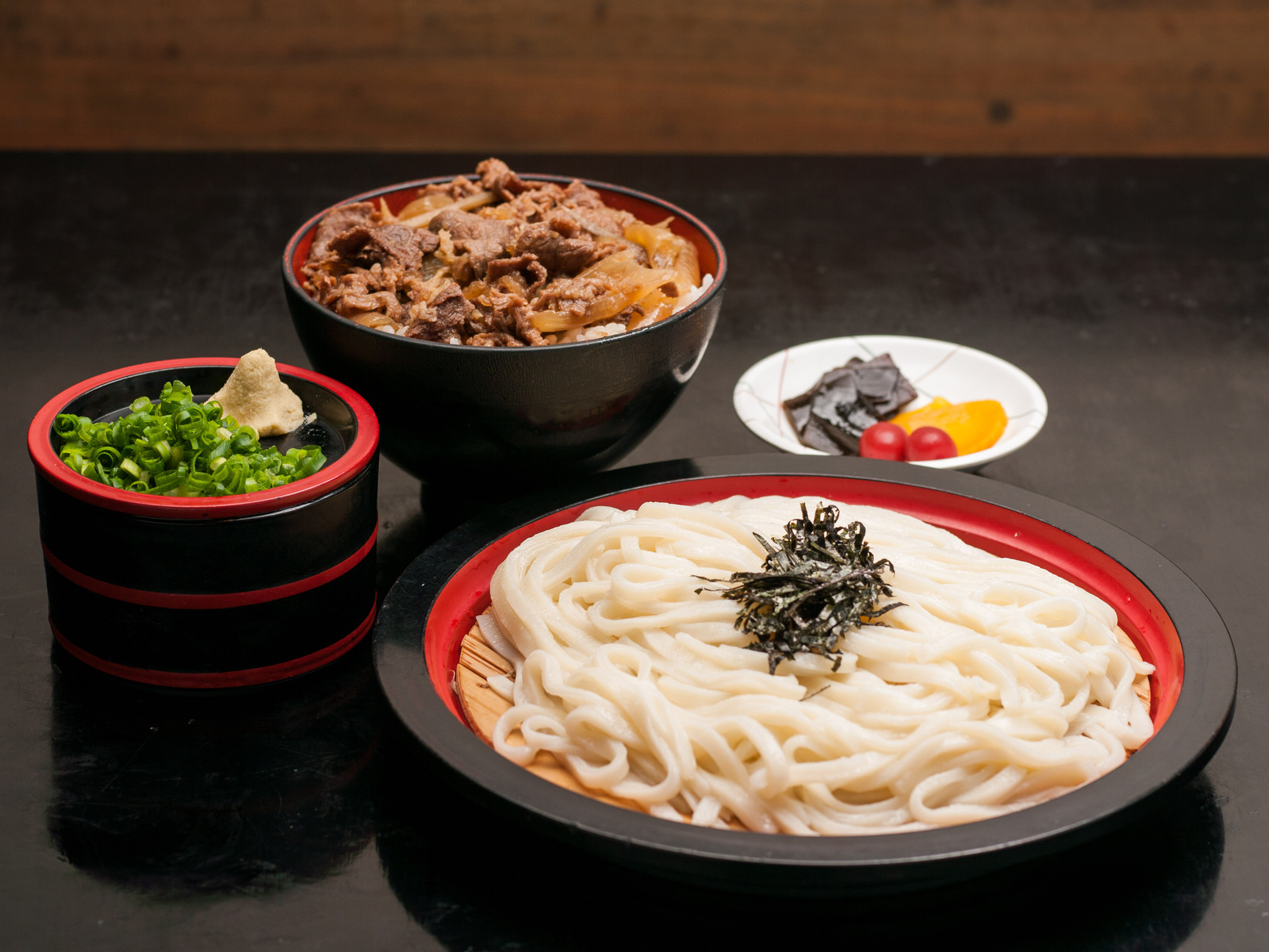 沢山のご来店ありがとうございます。