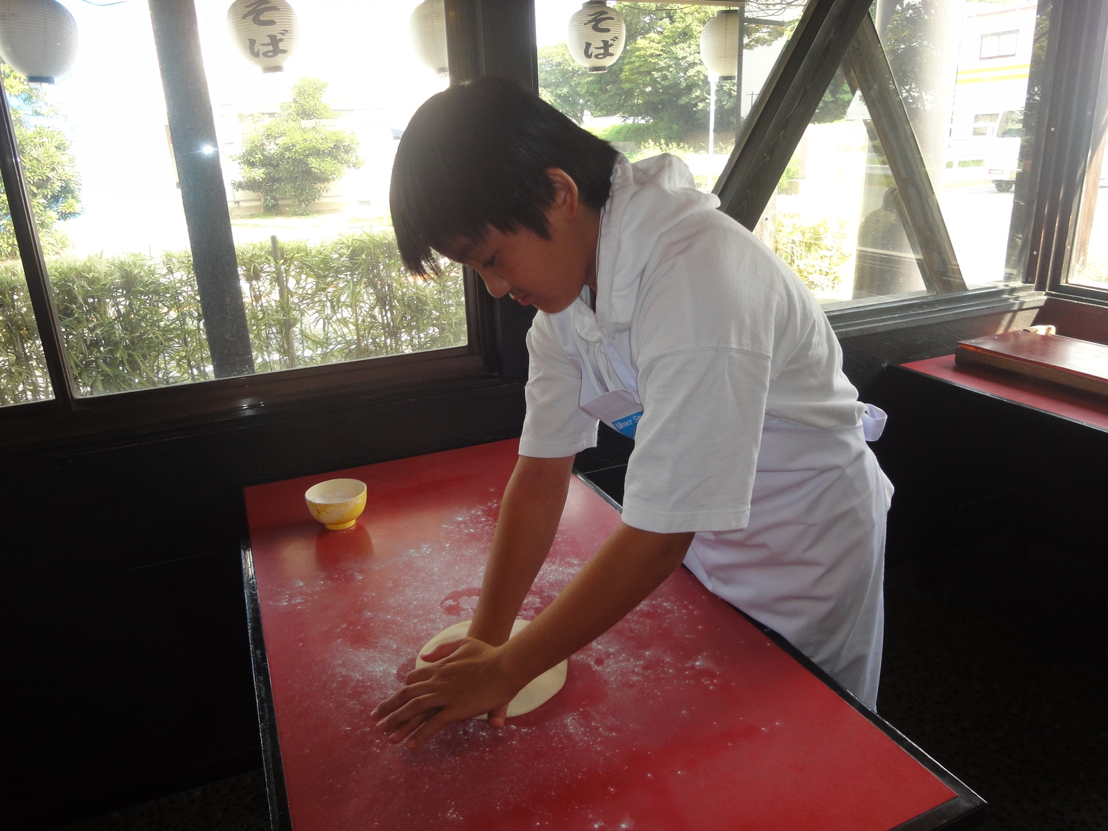 生地を拡げます