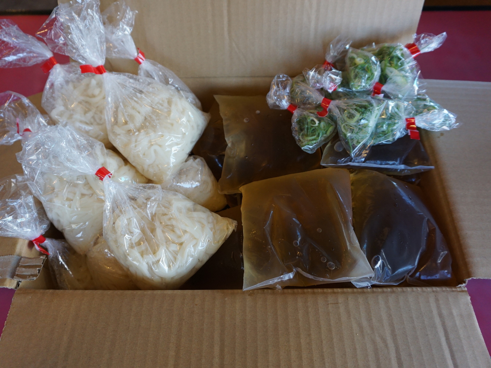 ５人前、10人前のセットをご用意しております。